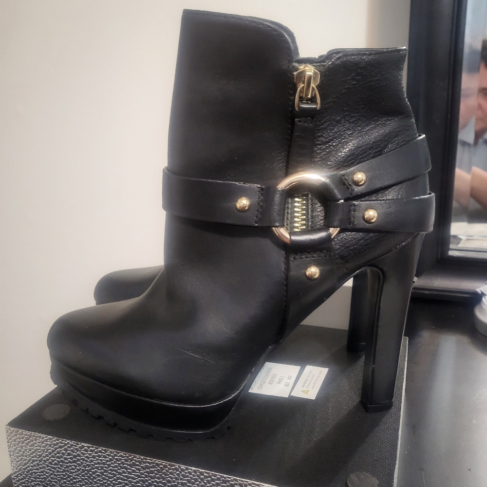 Leather boots